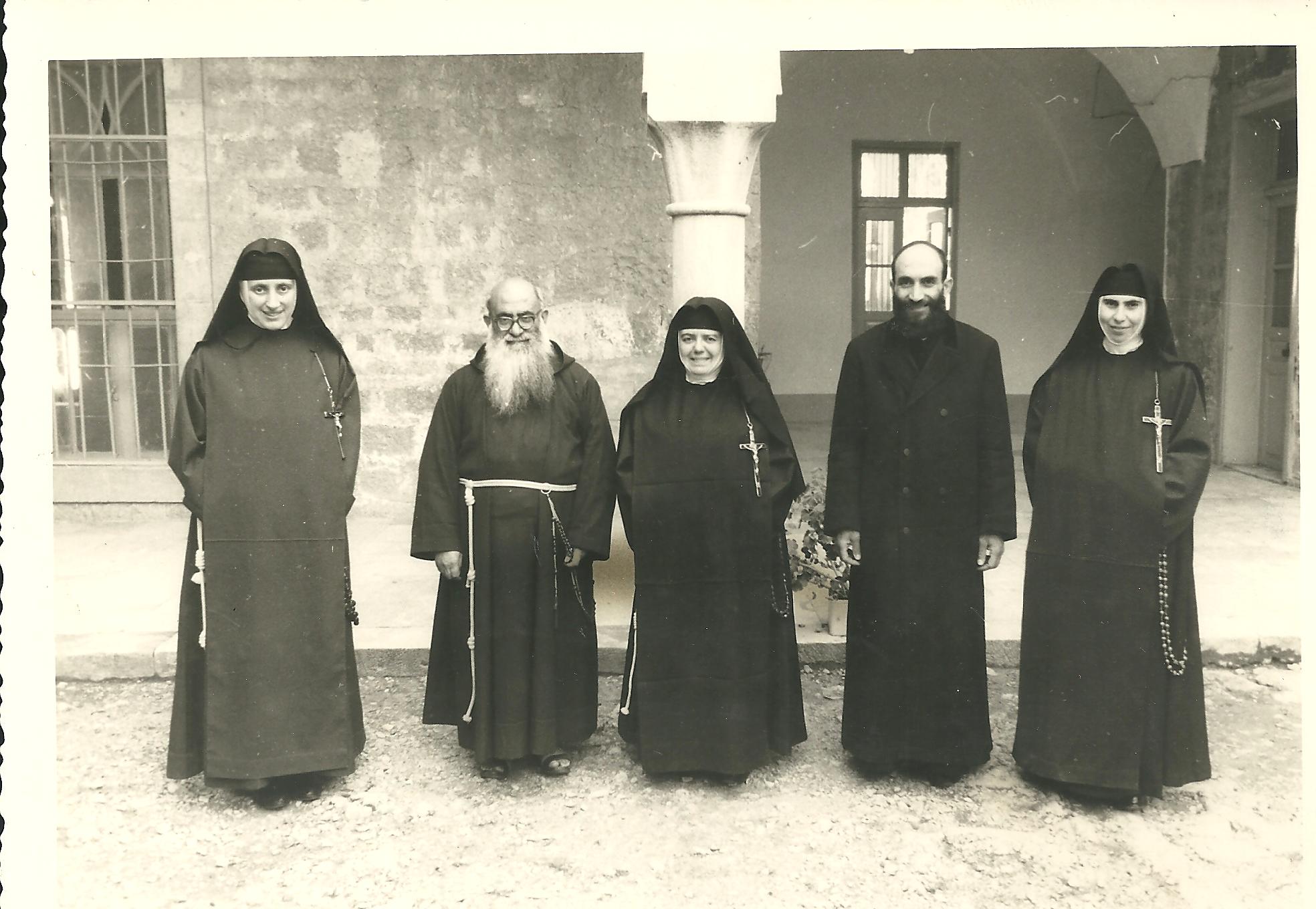 3-Le-pere-fondateur-avec-la-maitresse