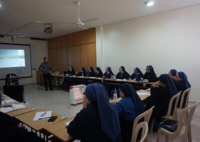 "أهميّة وسائل التواصل الإجتماعيّ" مع الأب شادي فرح